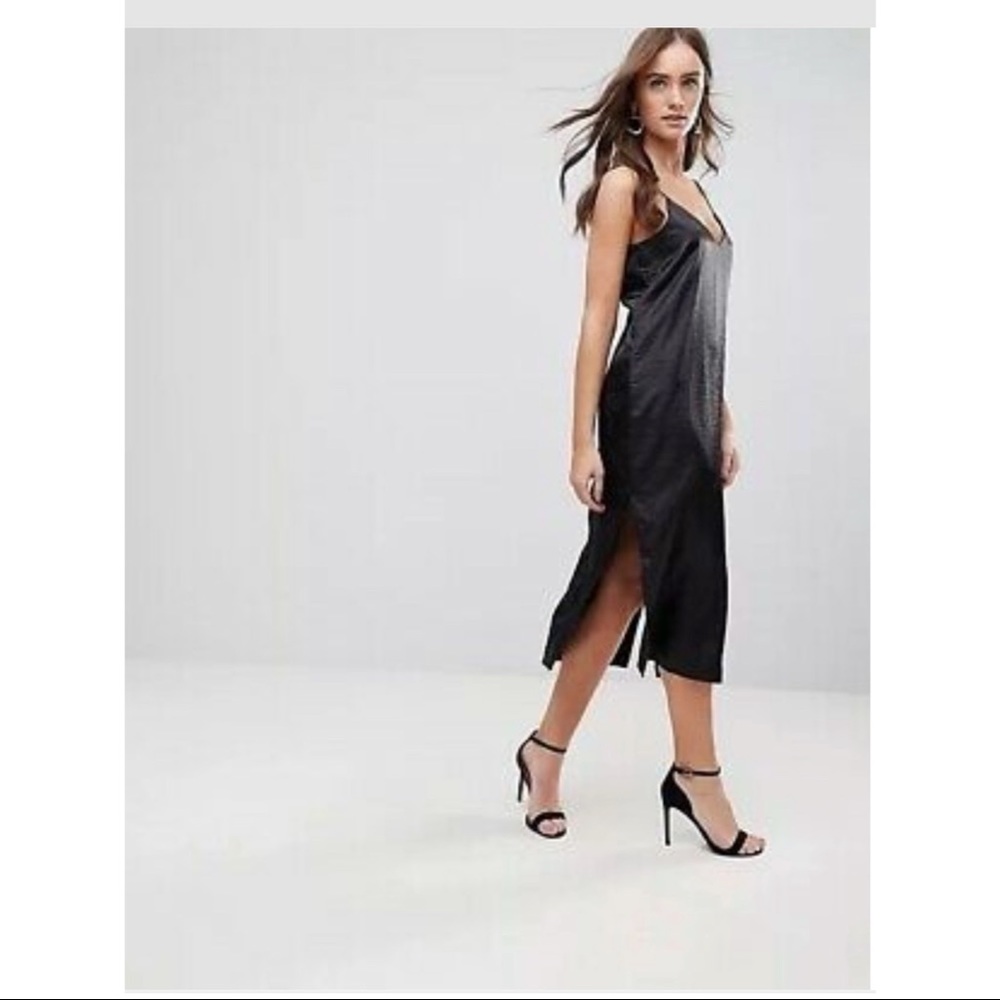 Finders Keepers perfect black slip dress - Picture 2 of 3